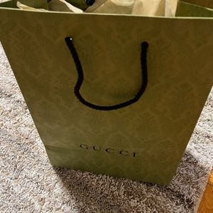Gucci shopping bag